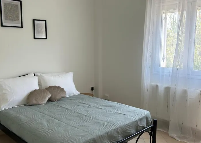 דירה The Middle *