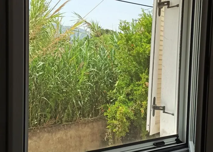 The Middle דירה Virós